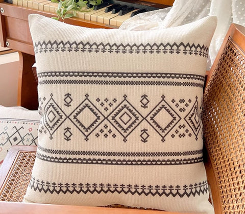 Bohemian Decorative Sofa Pillows, Decorative Throw Pillows for Dining Room, Geometric Modern Pillow Covers, Oriental Square Pillows for Couch-Silvia Home Craft