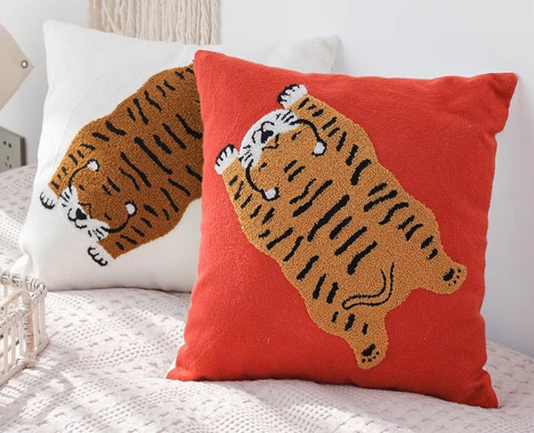 Lovely Tiger Decorative Pillows for Children's Room, Contemporary Modern Sofa Pillow Covers, Square Modern Throw Pillows for Couch, Decorative Pillows for Bedroom-Silvia Home Craft